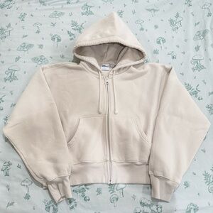 Aritzia Tna Cozy Sweatfleece Boyfriend Boxy Zip Hoodie Fit